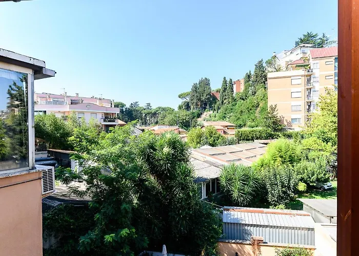 Daire Cozy With Balcony By Ndp Rent
