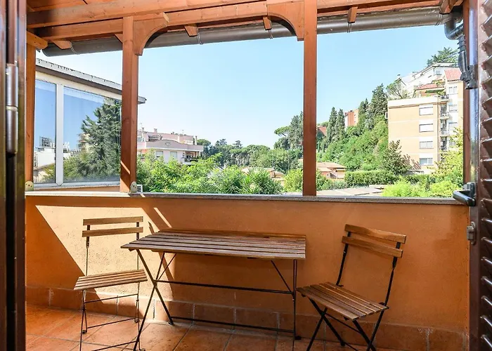 Cozy With Balcony By Ndp Rent *